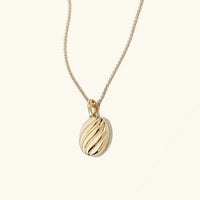 [LOVE LUCKY]Linda Gold Croissant Necklace