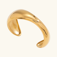 [LOVE LUCKY]Jessa Sculpted Gold Bangle