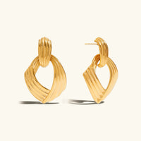 [LOVE LUCKY]Selma Gold Knot Earrings