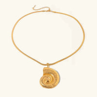[LOVE LUCKY]Cascadia Nautilus Gold Necklace